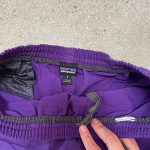 Mens patagonia baggie shorts size small Purple
